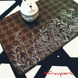 Stickdatei ITH - Blumenwiese Doodle MugRugs Platzsets bis 20x28